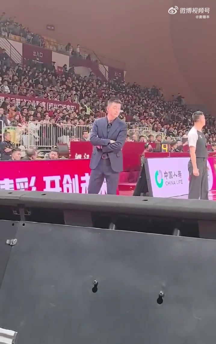 ag九游会亚洲真人第一品牌媒体人：CBA对辽宁&浙江就“四冠手势”一事提出书面警告⚠️